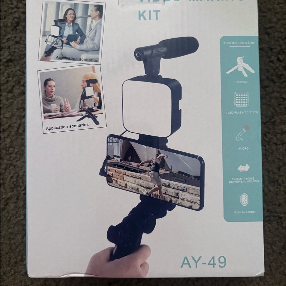 Smartphone Vlogging Kit with LED Light